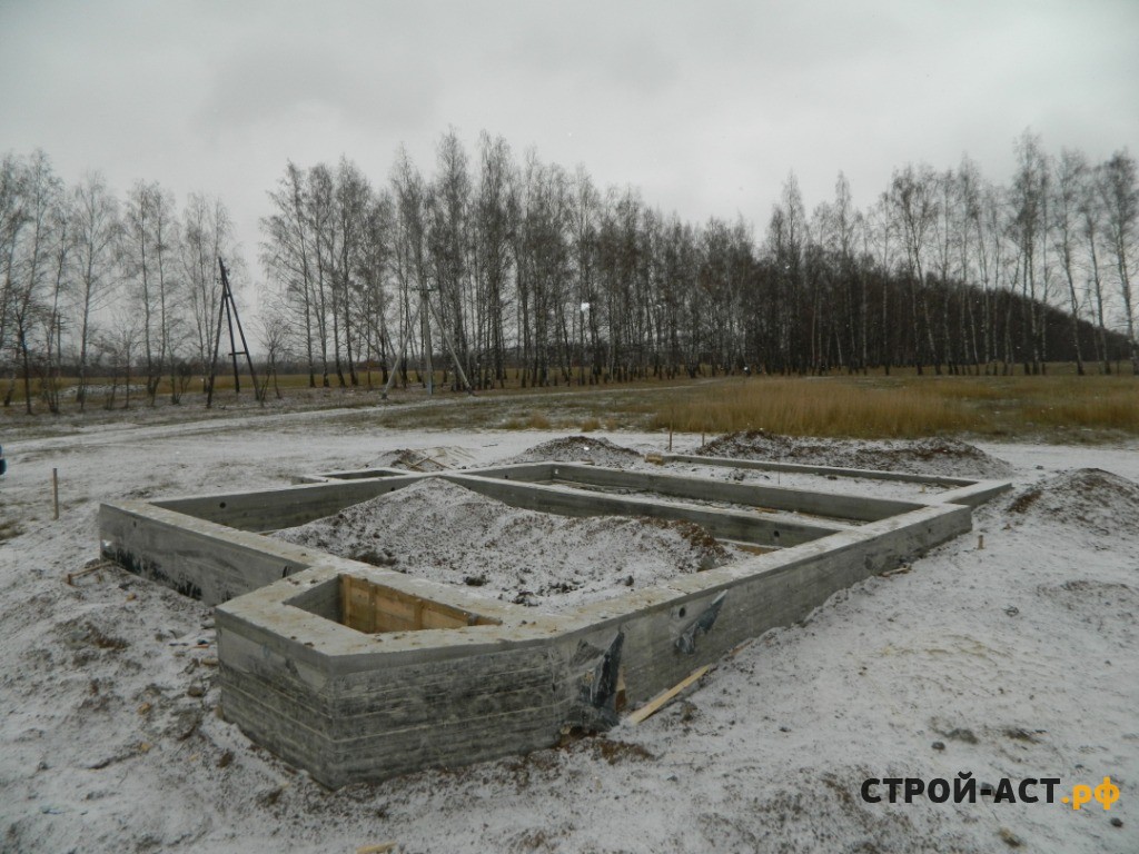 Устройство фундамента глубокого заложения под двухэтажный дом из  газосиликатных блоков, а также устройство монолитных полов по грунту. »  